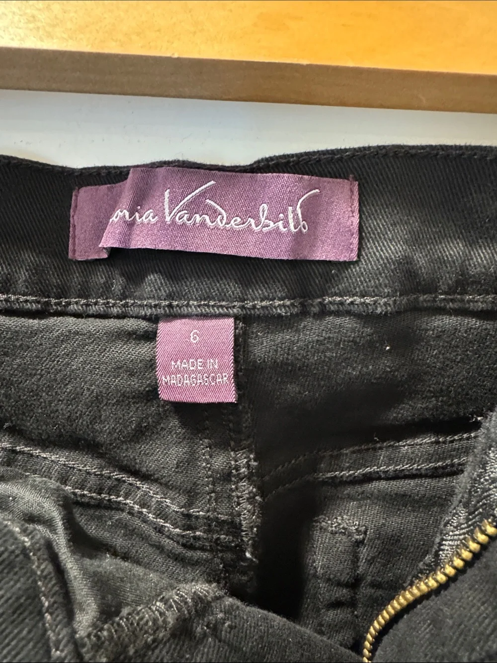 Gloria Vanderbilt Women’s Black Jeans